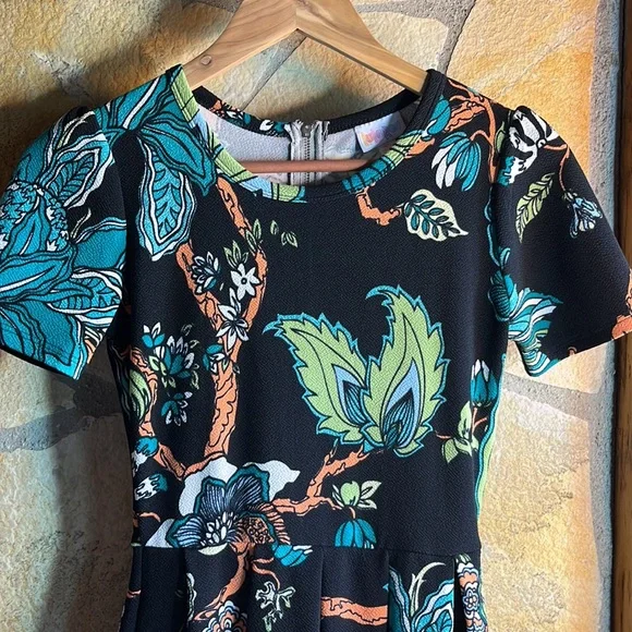 LuLaRoe Floral Amelia Dress - Picture 5 of 8
